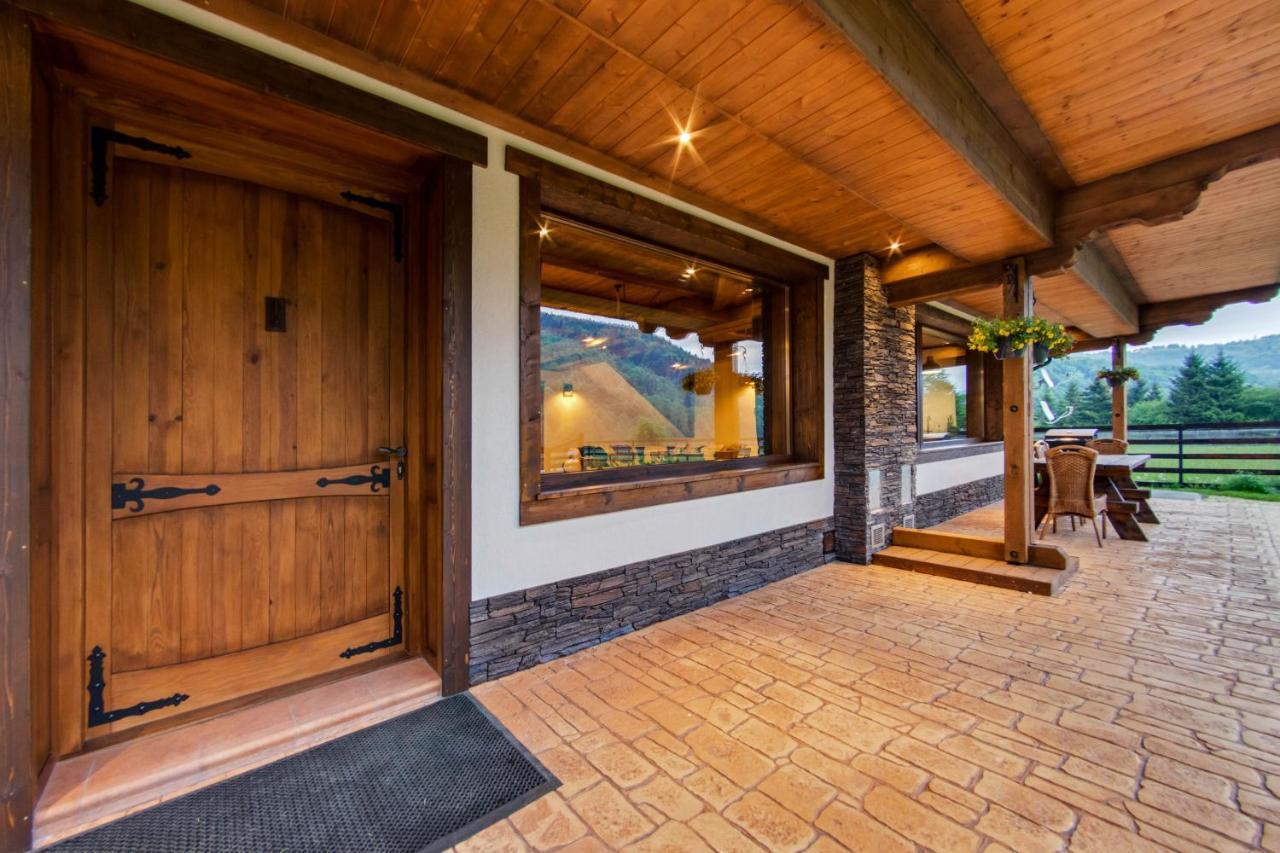 Avalanche Plaiul Foii Villa Zarnesti Exterior photo